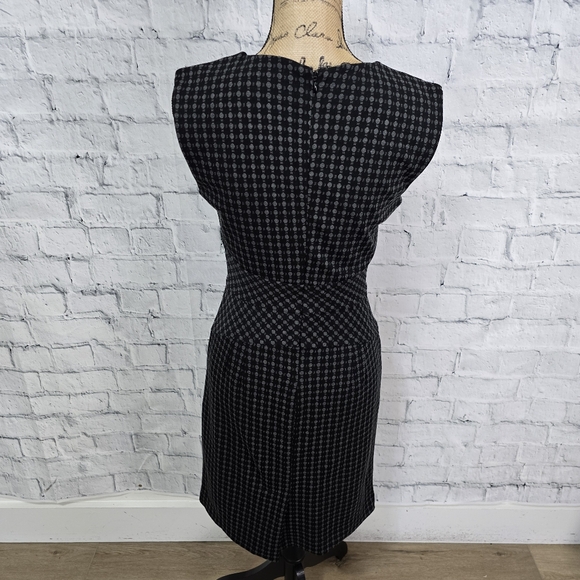 Banana republic dress Sz 6 sleeveless stretch black grey scoop neckline A37 - Picture 4 of 4